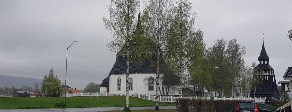 LÅG MOLNBAS