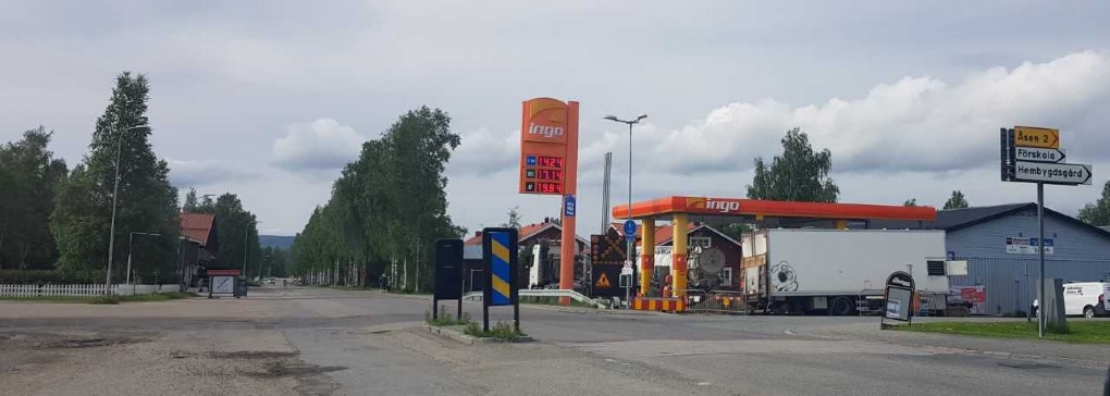 TRÅNGT