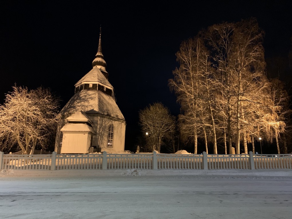 VACKER KYRKA