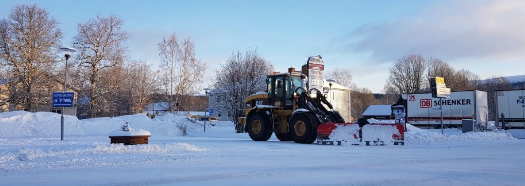 LILL-LÖRDAG<br>